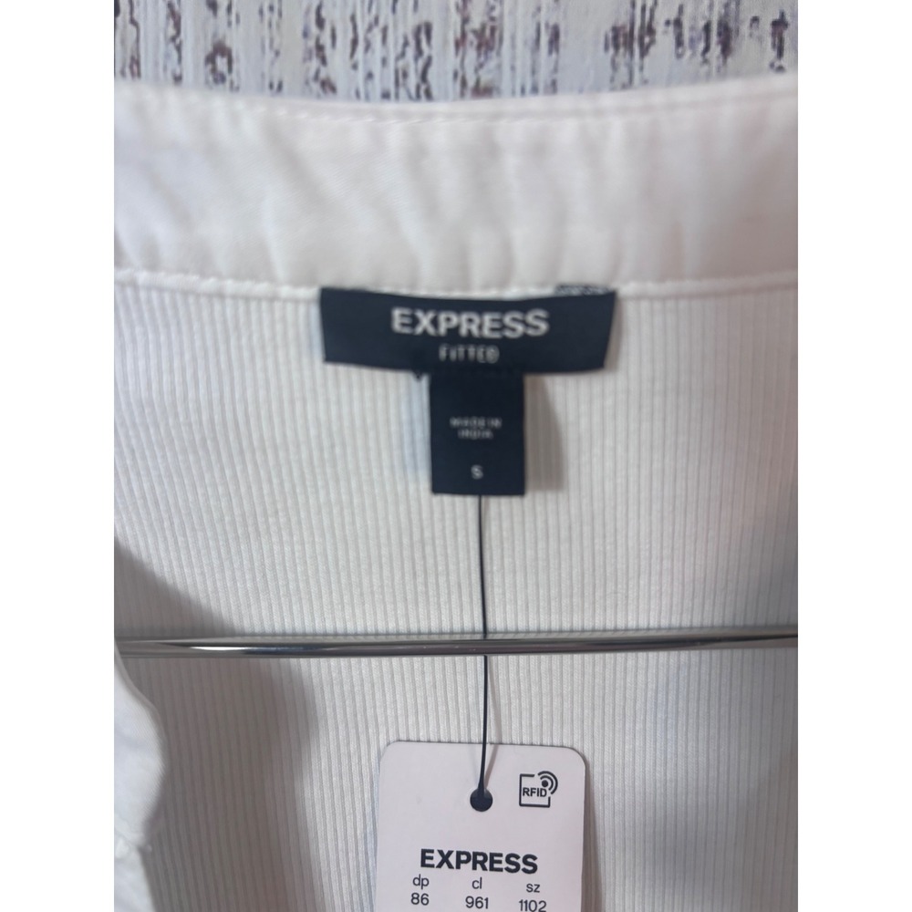 NWT Express White Ribbed Puff Sleeve Bodysuit Small Clean Girl Minimalist - Picture 3 of 8